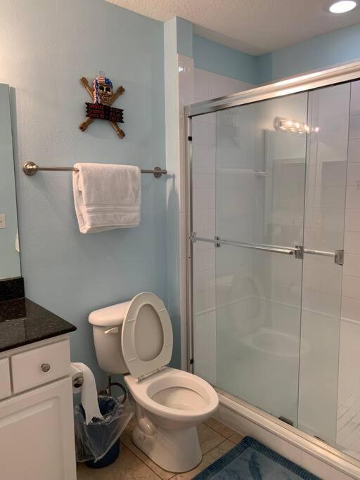 Gulf Coast Gold Private Condo - 2Bed, 2Bath, Sleep 6, Across Street From Beach, Balcony Views Of Sunsets, Beach & Gulf, Pool, Gym St. Pete Beach Exterior foto