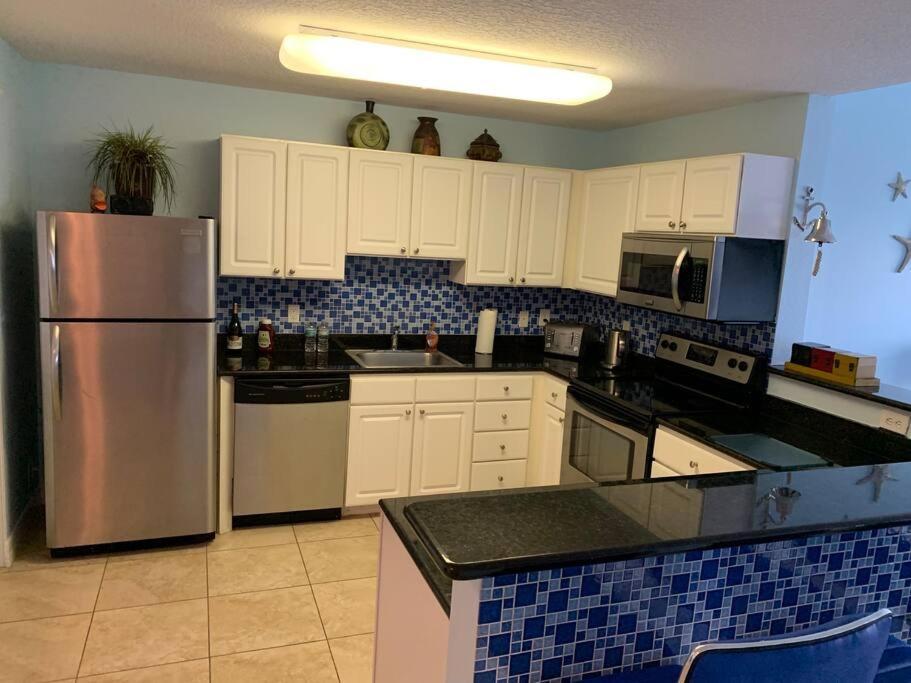 Gulf Coast Gold Private Condo - 2Bed, 2Bath, Sleep 6, Across Street From Beach, Balcony Views Of Sunsets, Beach & Gulf, Pool, Gym St. Pete Beach Exterior foto
